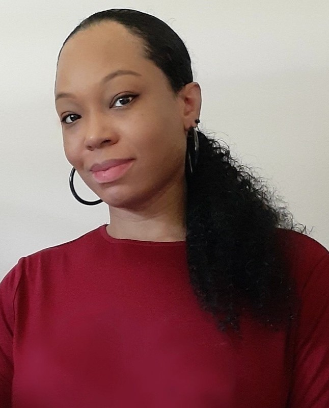 Safiyyah (Saphia) Lanier B2B Copywriter